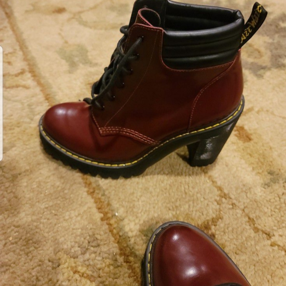 Dr.marten cherry red heel